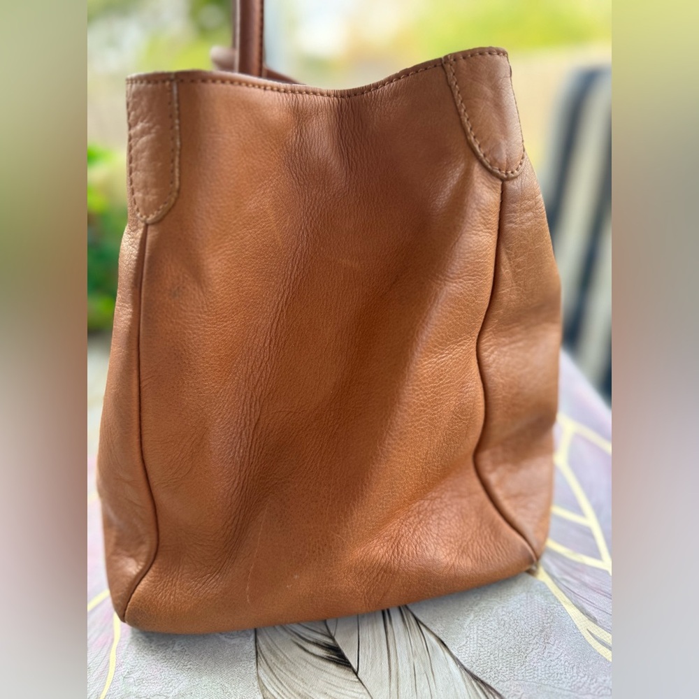 Mark & Graham Tan Leather Elisabetta Slouch Leather Tote Bag Made in Italy 🇮🇹 - Picture 6 of 12